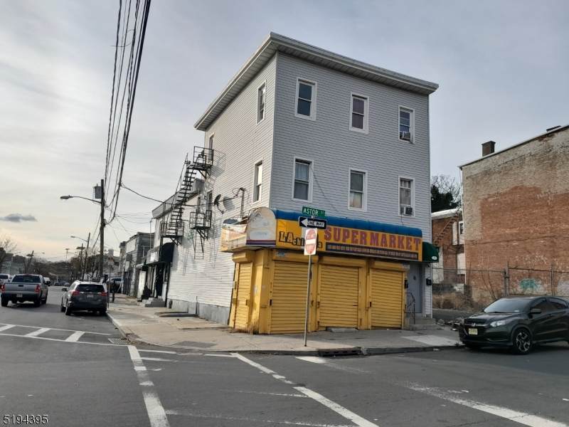 36 Astor St - Photo 1