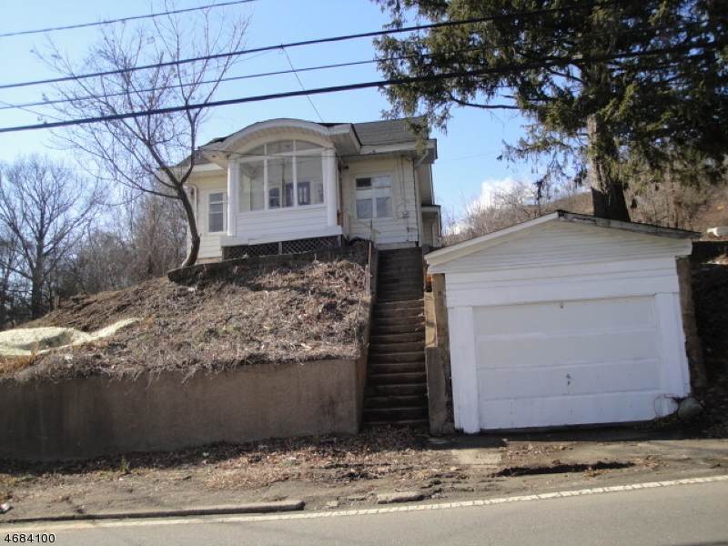 300 Central Ave - Photo 1