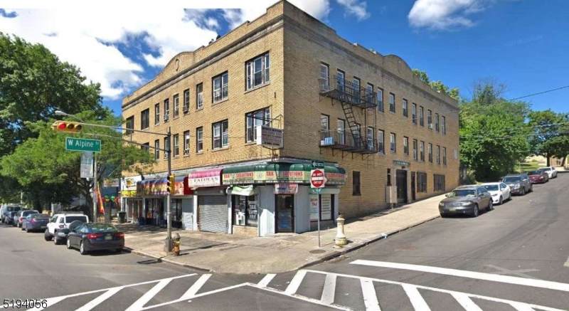 121 Elizabeth Ave - Photo 1