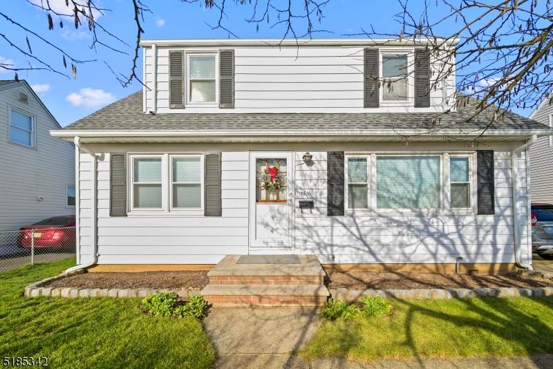 1316 Gress St - Photo 1