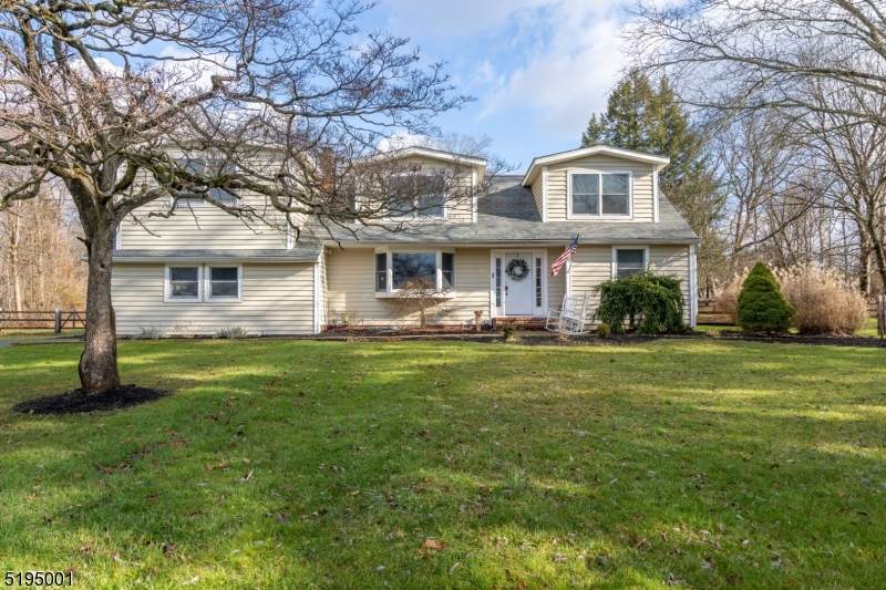 12 Mountain View Ave - Photo 1