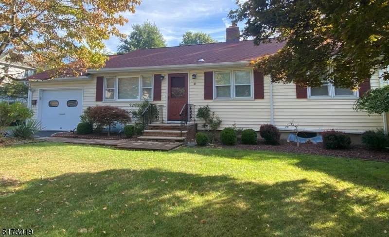 8 Baker Ave - Photo 1