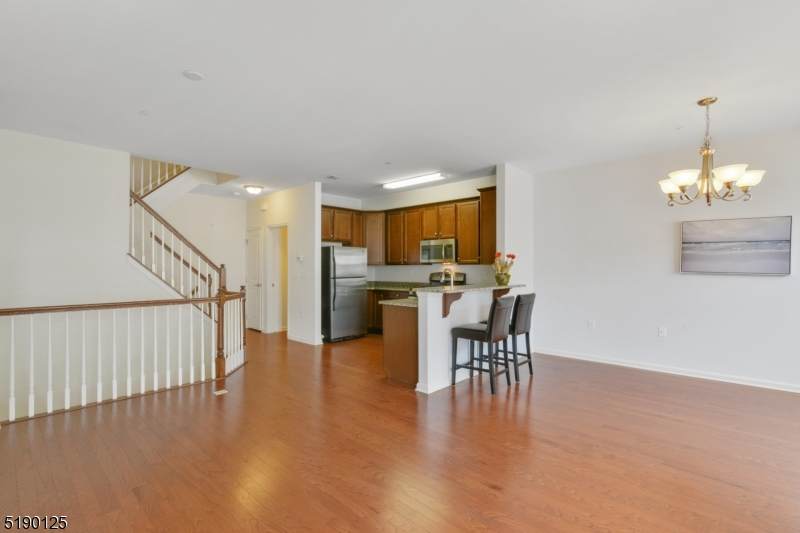 306 Waterview Ct - Photo 1