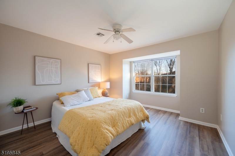 1156 Oakcroft Ln - Photo 1