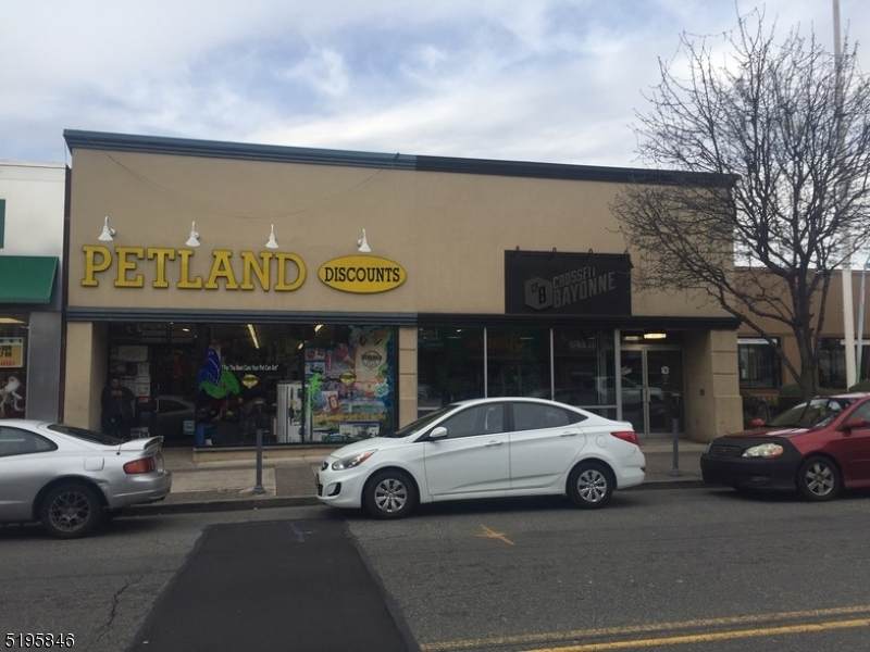 533 Broadway - Photo 1