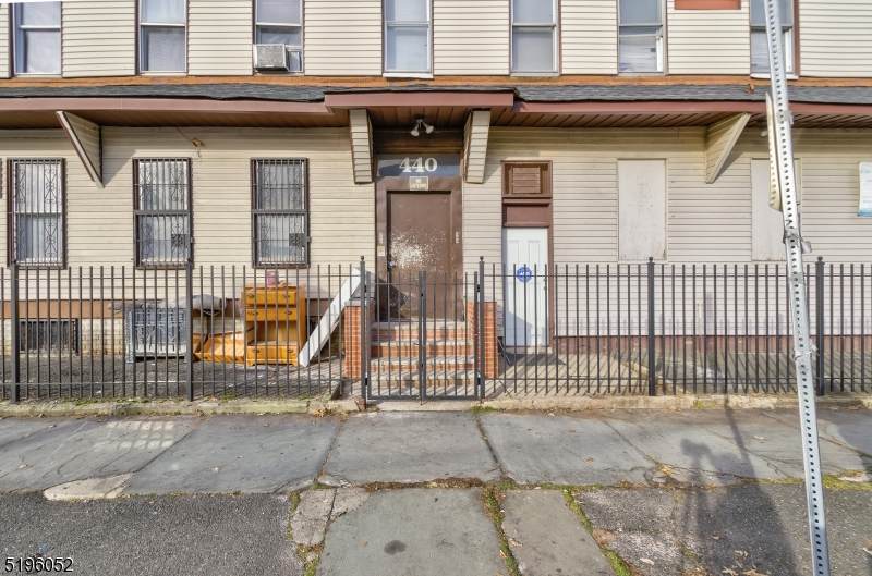 194 Verona Ave - Photo 1