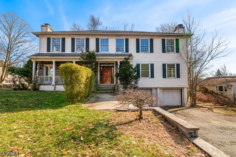 90 Lawn St - Photo 1