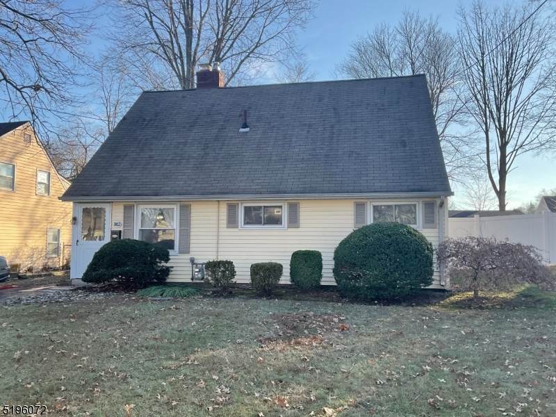 142 Colonia Blvd - Photo 1