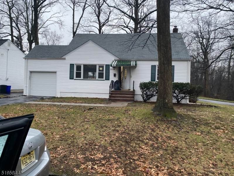 1224 Elm Ter - Photo 1