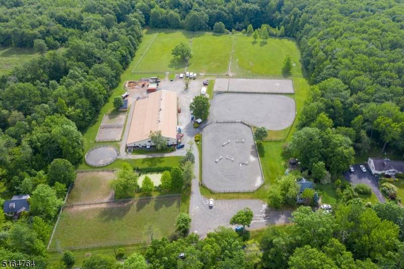 557 Pleasant Plains Rd - Photo 1