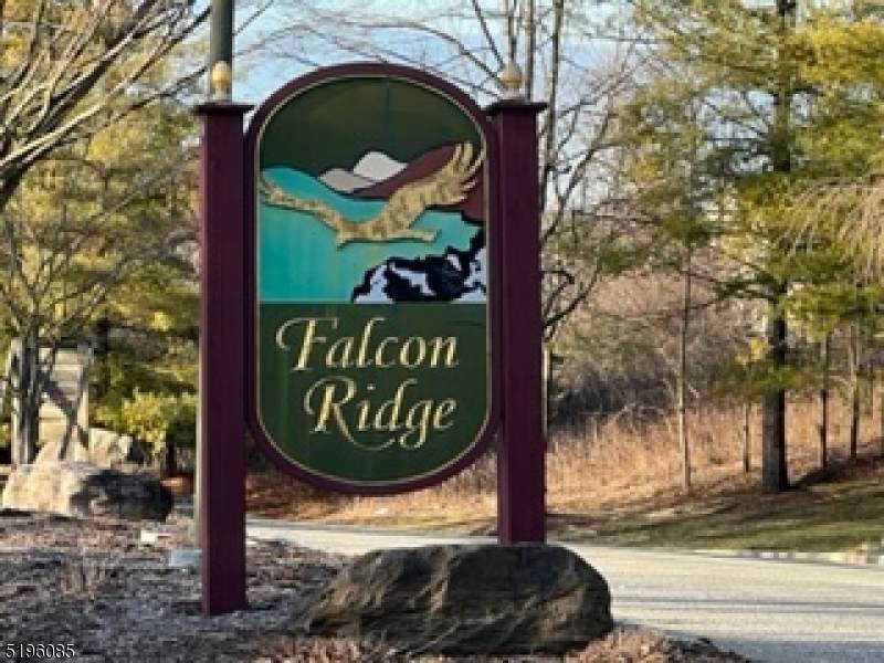 76 Falcon Ridge Way - Photo 1