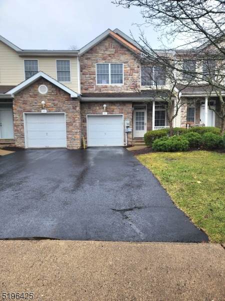 61 Jillian Blvd - Photo 1
