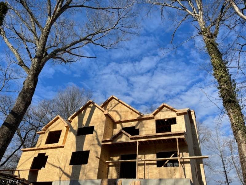 407 Wills Ave - Photo 1