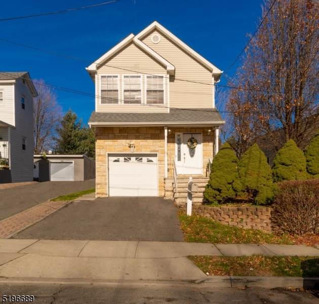 400 Inslee St - Photo 1