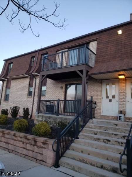 1202 Normandy Ct - Photo 1