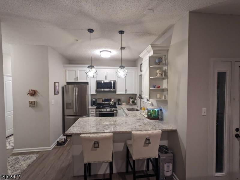 320 Brittany Dr - Photo 1