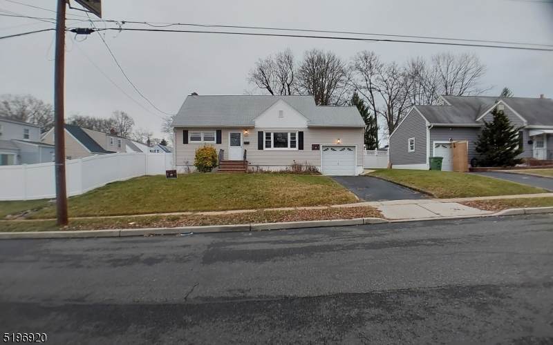 565 W 6Th Ave - Photo 1