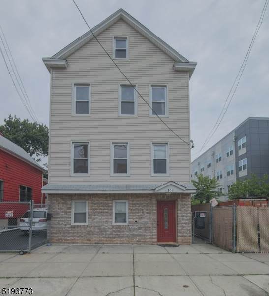 109 South Park Street - Photo 1