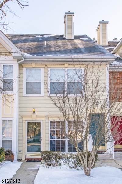15 Heritage Ct - Photo 1