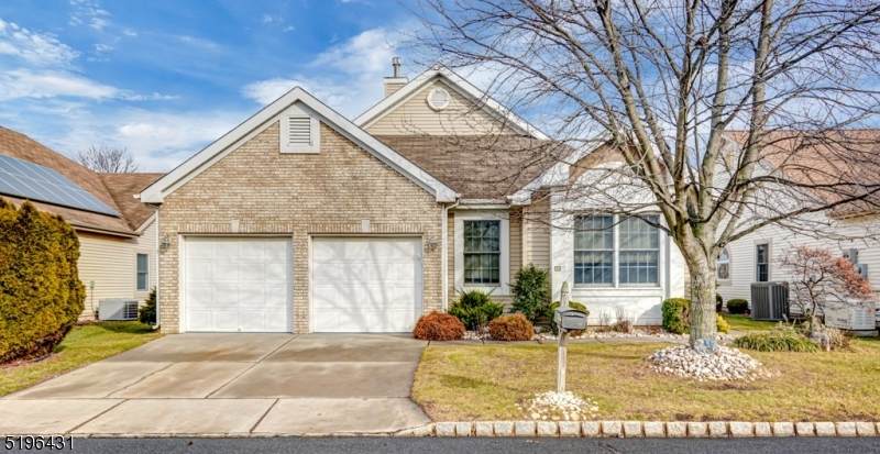 12 Chichester Rd - Photo 1
