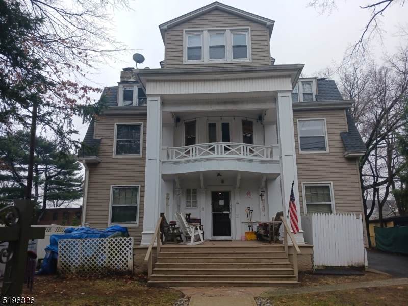 179 Walnut St - Photo 1