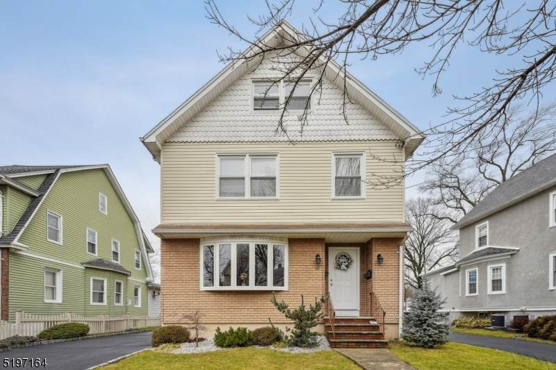 82 2nd Ave - Photo 1