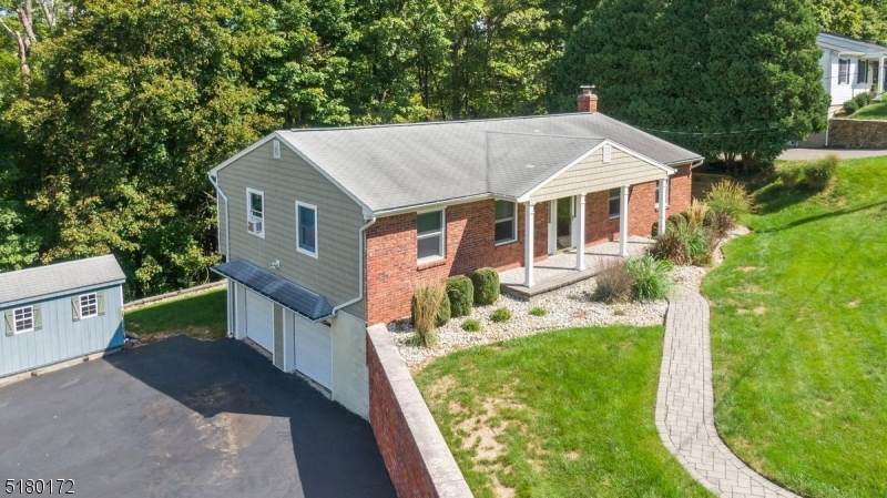 32 Macarthur St - Photo 1