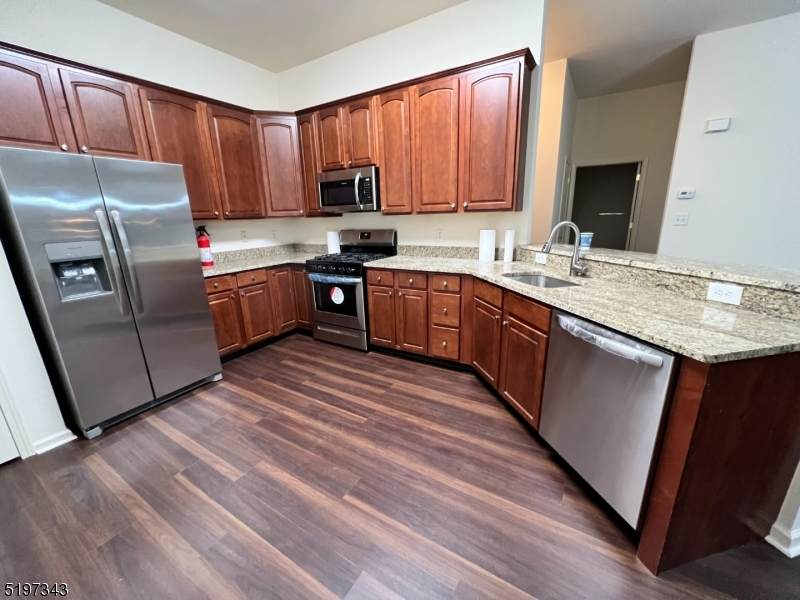 306 Four Seasons Dr - Photo 1