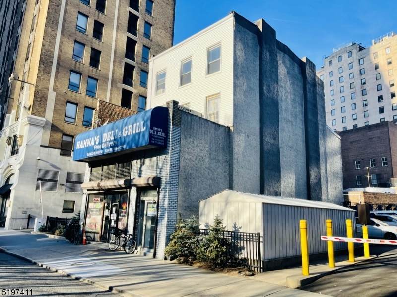 14 E Park St - Photo 1