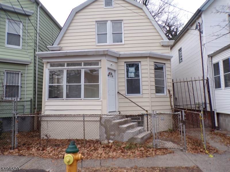 803 S 15Th St - Photo 1