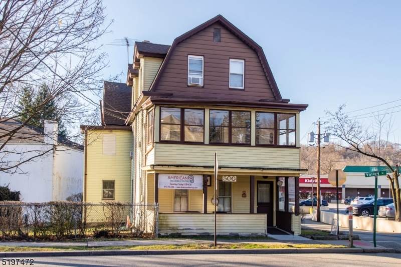 500 Valley Rd - Photo 1