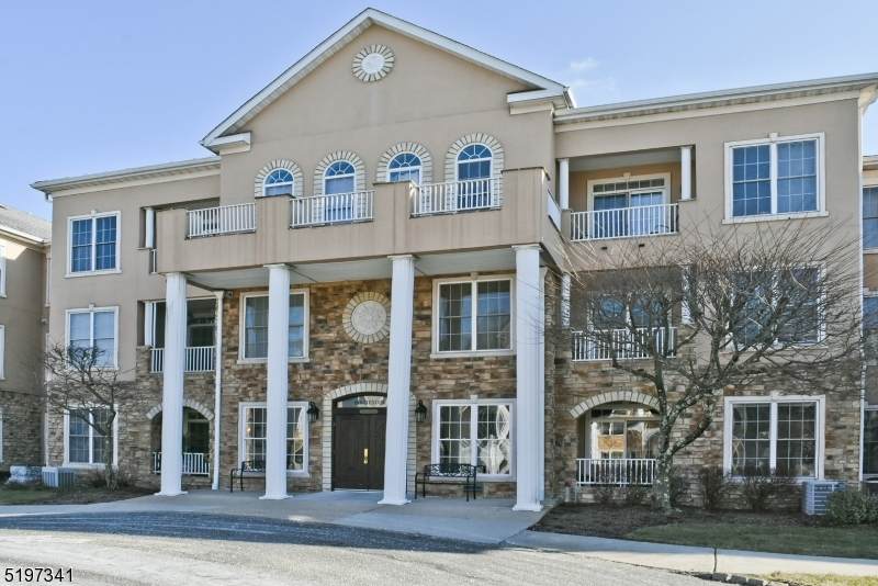 1307 Franklin Ln - Photo 1