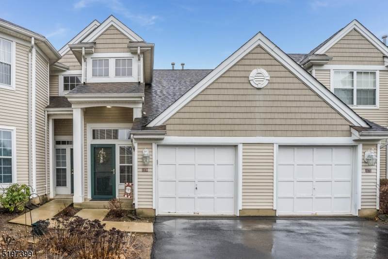 1270 Fairview Cir - Photo 1