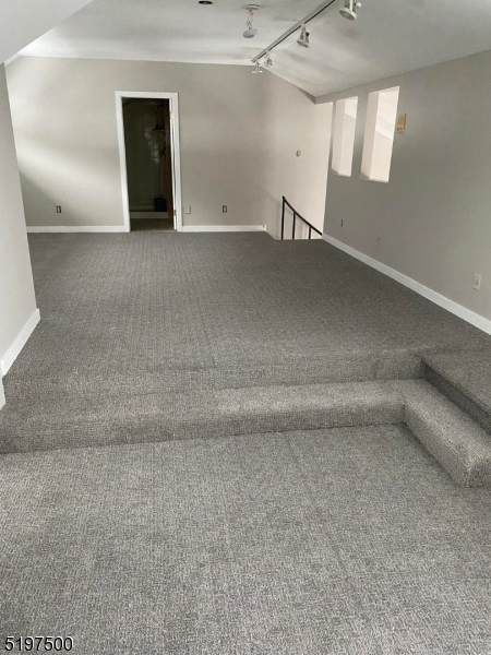634 Jersey Ave - Photo 1