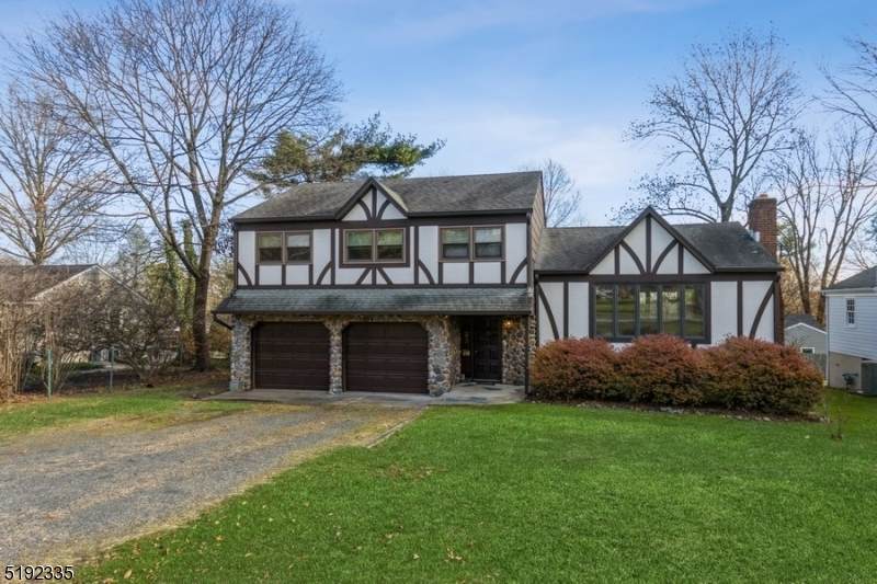 25 Childsworth Ave - Photo 1