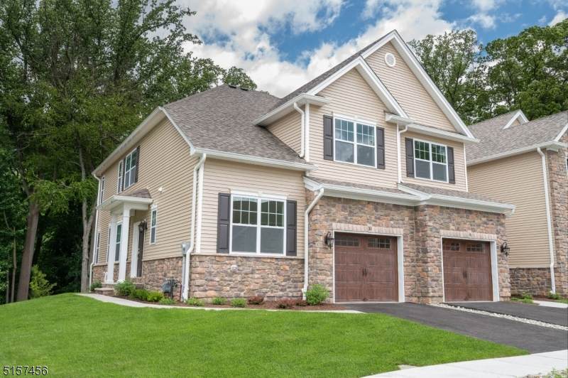 10 Watersedge Dr - Photo 1