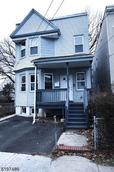 185 Oakwood Pl - Photo 1