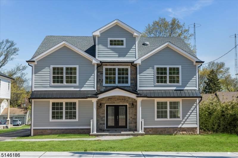 23 Alexander Ave - Photo 1