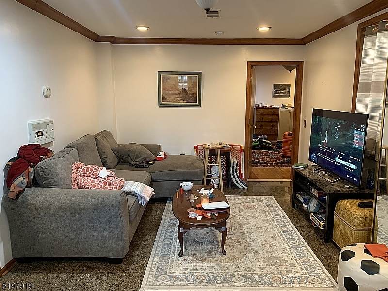 20 Reservoir Ave - Photo 1