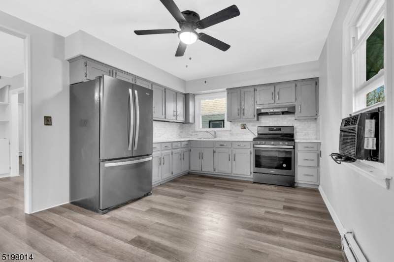 14 Brookwood Dr - Photo 1