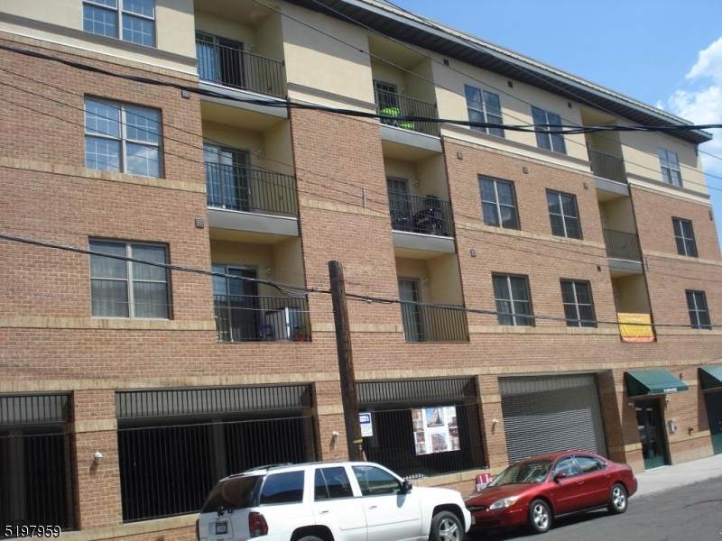 30 Austin St - Photo 1