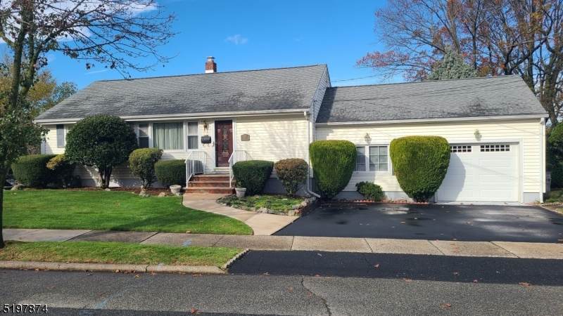 36 Hamas St - Photo 1