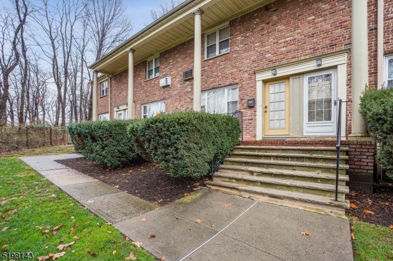 300 Wilson Rd - Photo 1