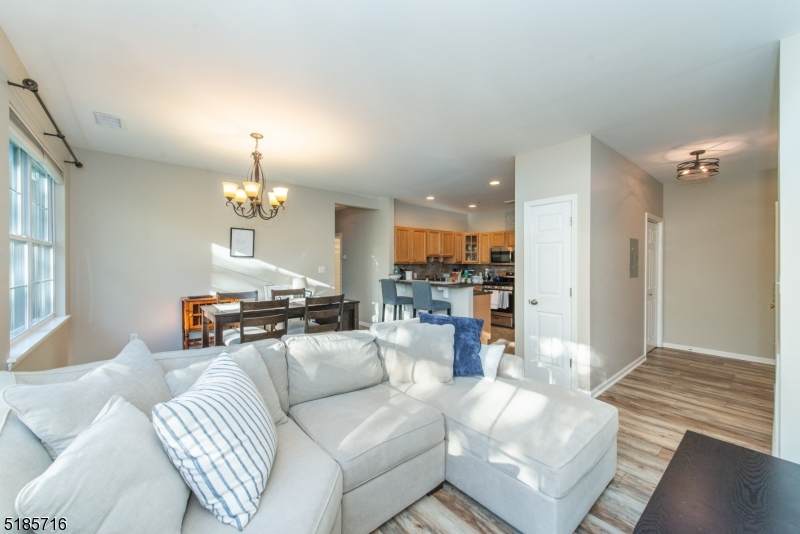 54 Mountainview Ct - Photo 1