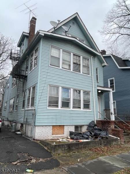 200 Springdale Ave - Photo 1