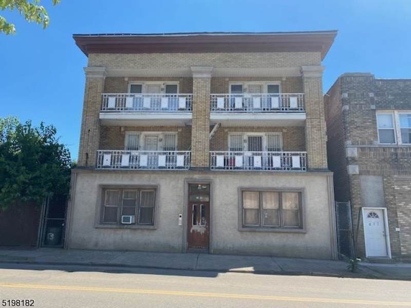 415 Dodd St - Photo 1