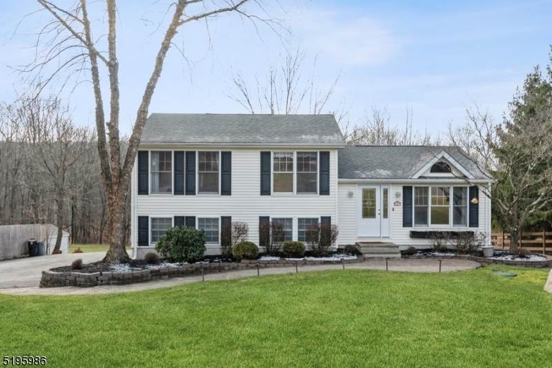 7 Codington Ln - Photo 1