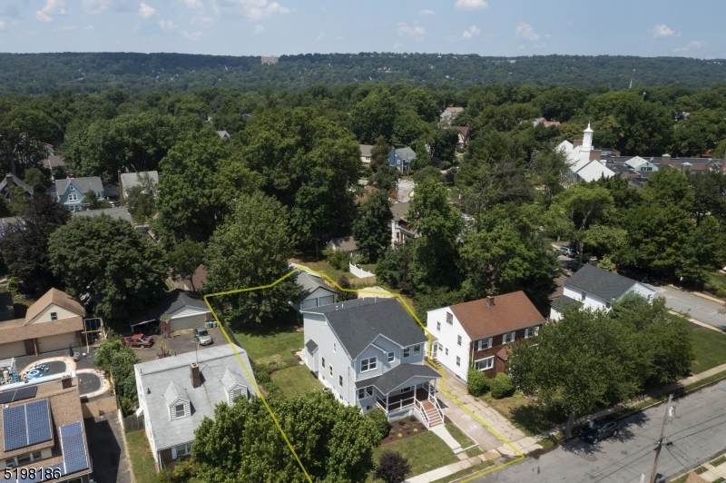 119 Union Ave - Photo 1