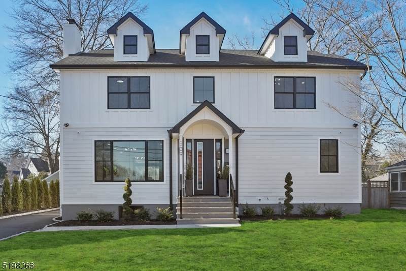 509 Mountain Ave - Photo 1