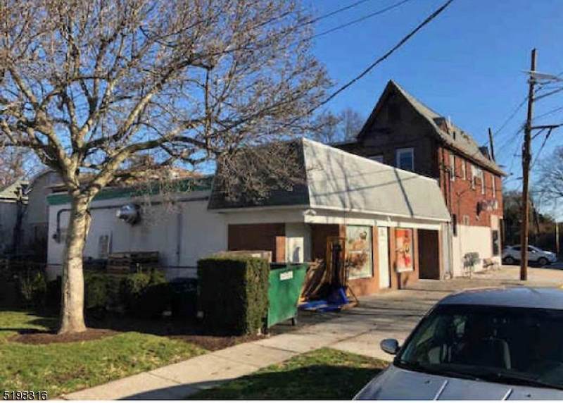 600 Chestnut St - Photo 1